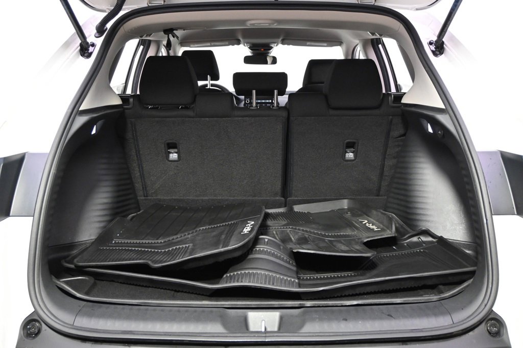 Used 2023 Honda HR-V LX image 19