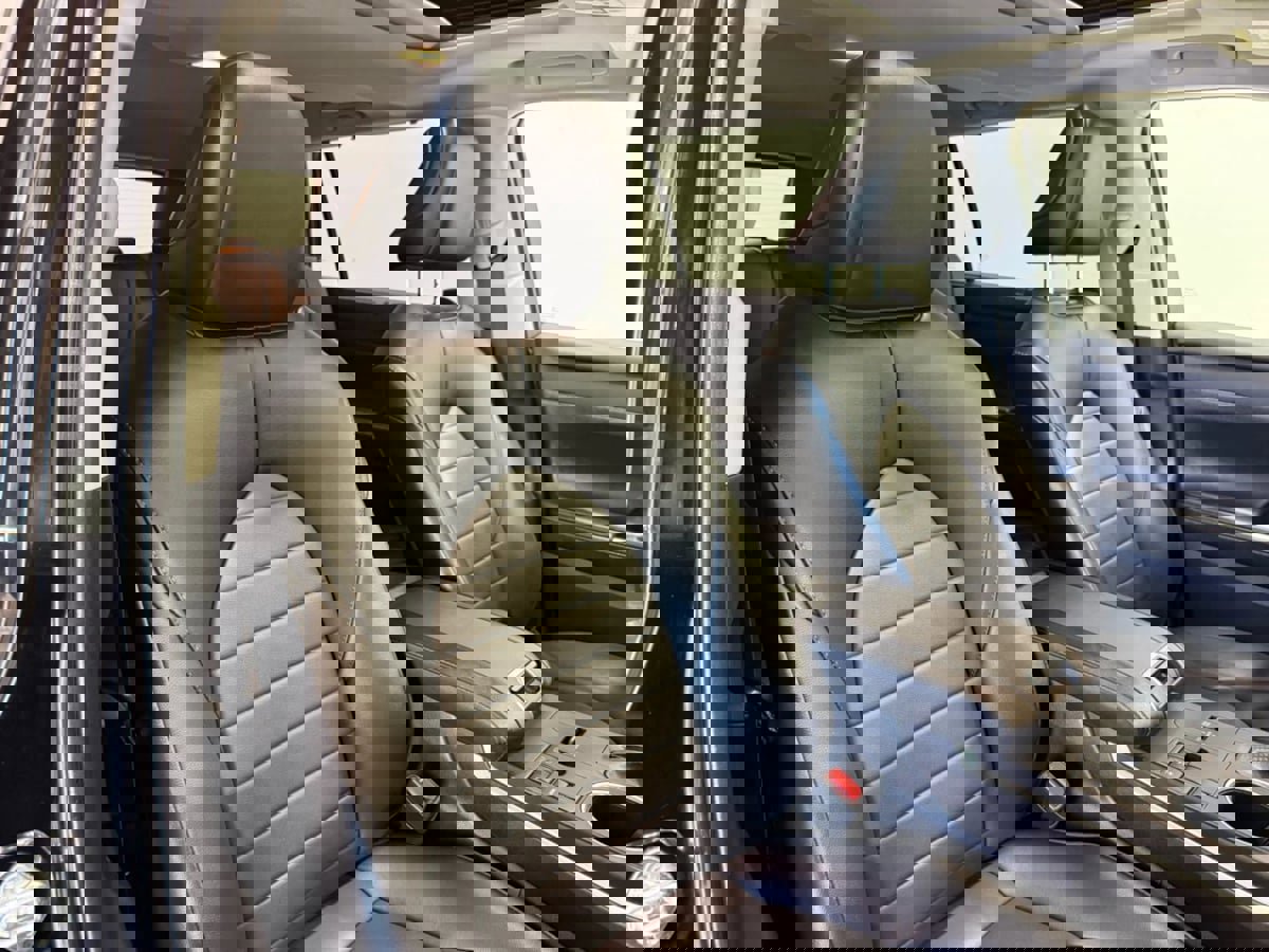 Used 2023 Toyota Highlander XLE image 29