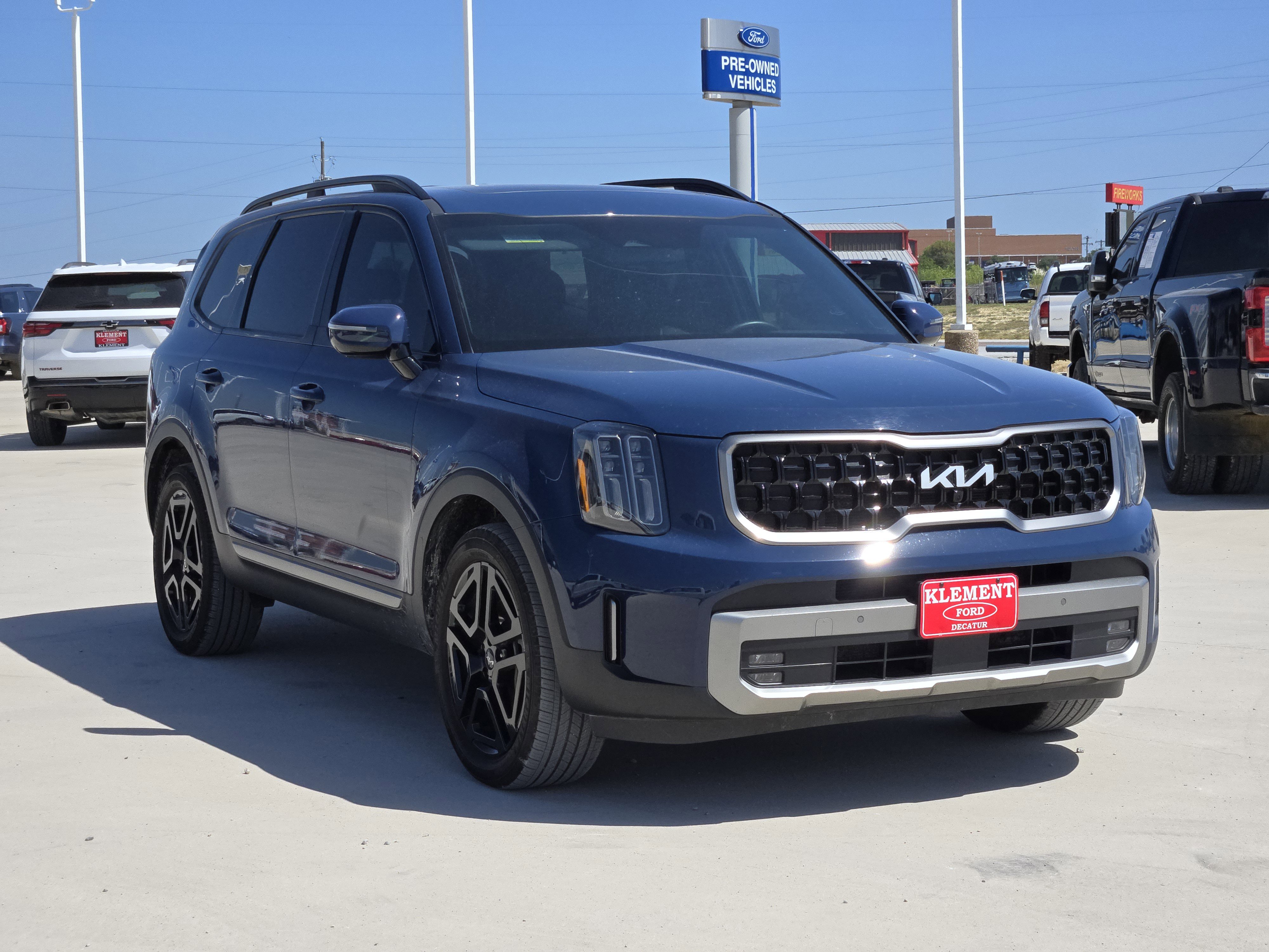 Used 2023 Kia Telluride SX X-Line image 3