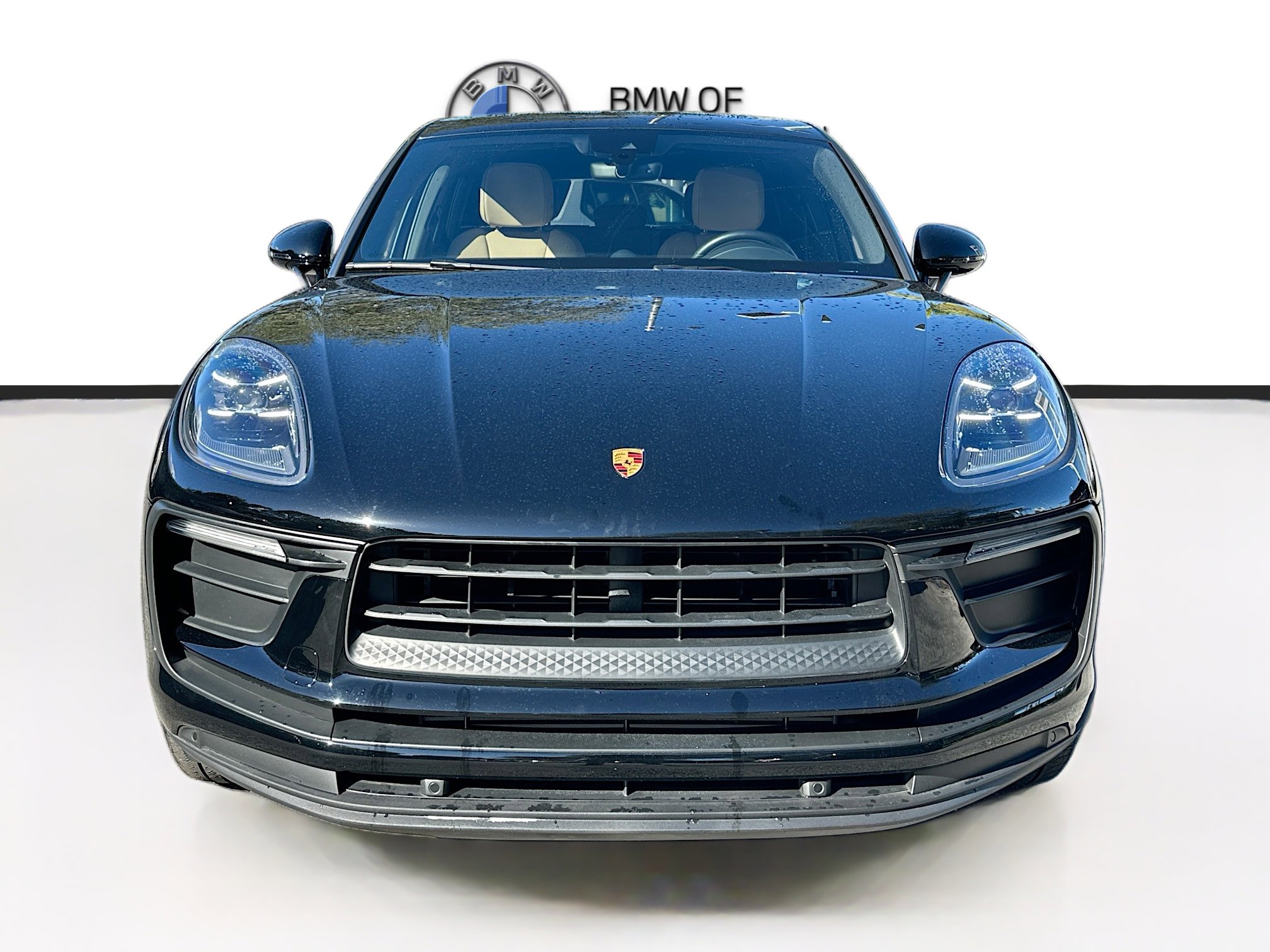 Used 2022 Porsche Macan image 2
