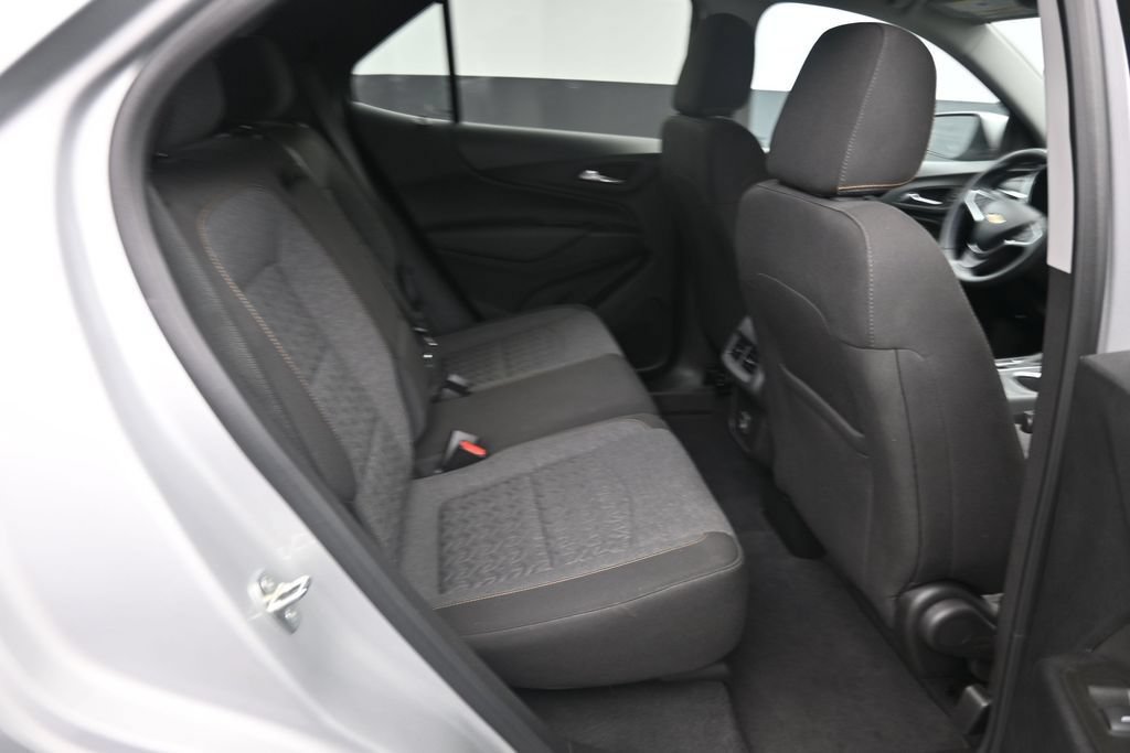 Used 2022 Chevrolet Equinox LT AWD/4WD image 13