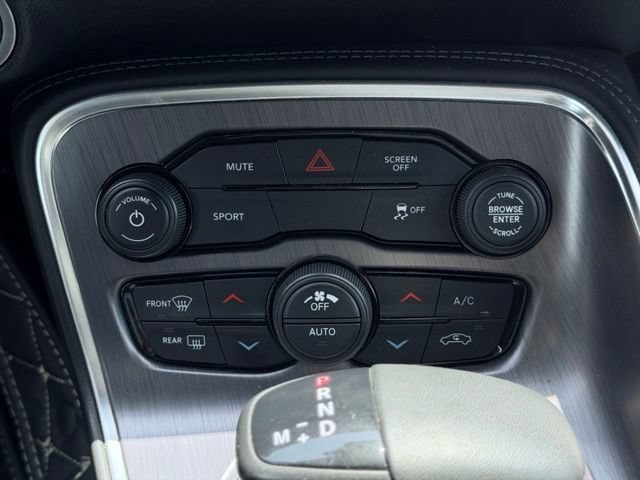 Used 2018 Dodge Challenger R/T w/ Blacktop Package RWD image 32