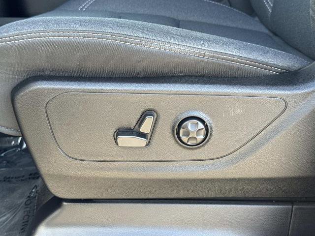 Used 2021 RAM 1500 Big Horn image 22