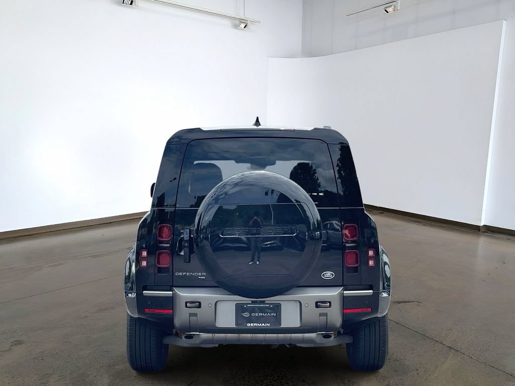 Used 2023 Land Rover Defender 110 X-Dynamic SE AWD/4WD image 5