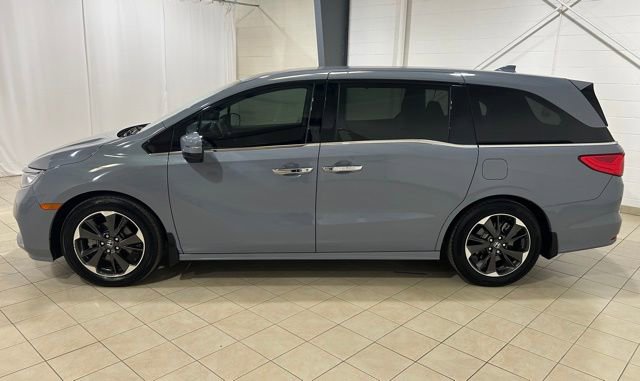 Used 2023 Honda Odyssey Elite image 2