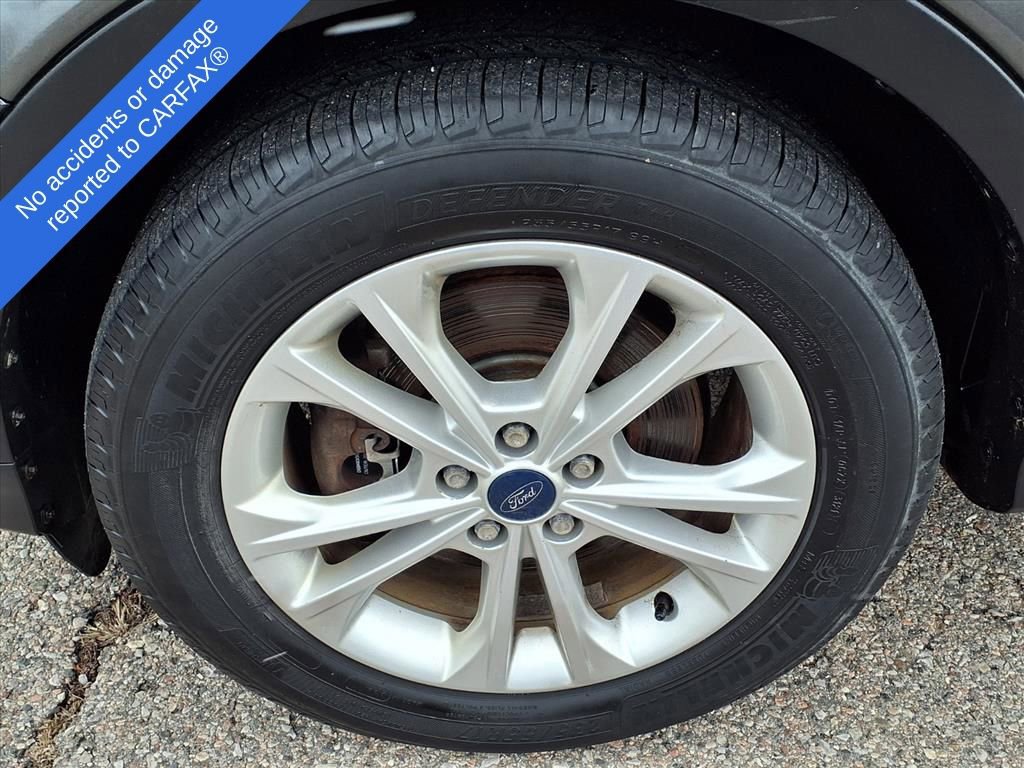 Used 2017 Ford Escape SE w/ Equipment Group 201A image 10