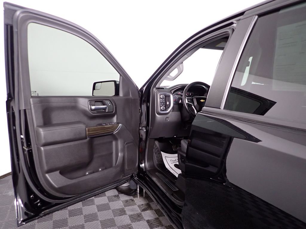 Used 2021 Chevrolet Silverado 1500 LT w/ Z71 Off-Road Package image 18