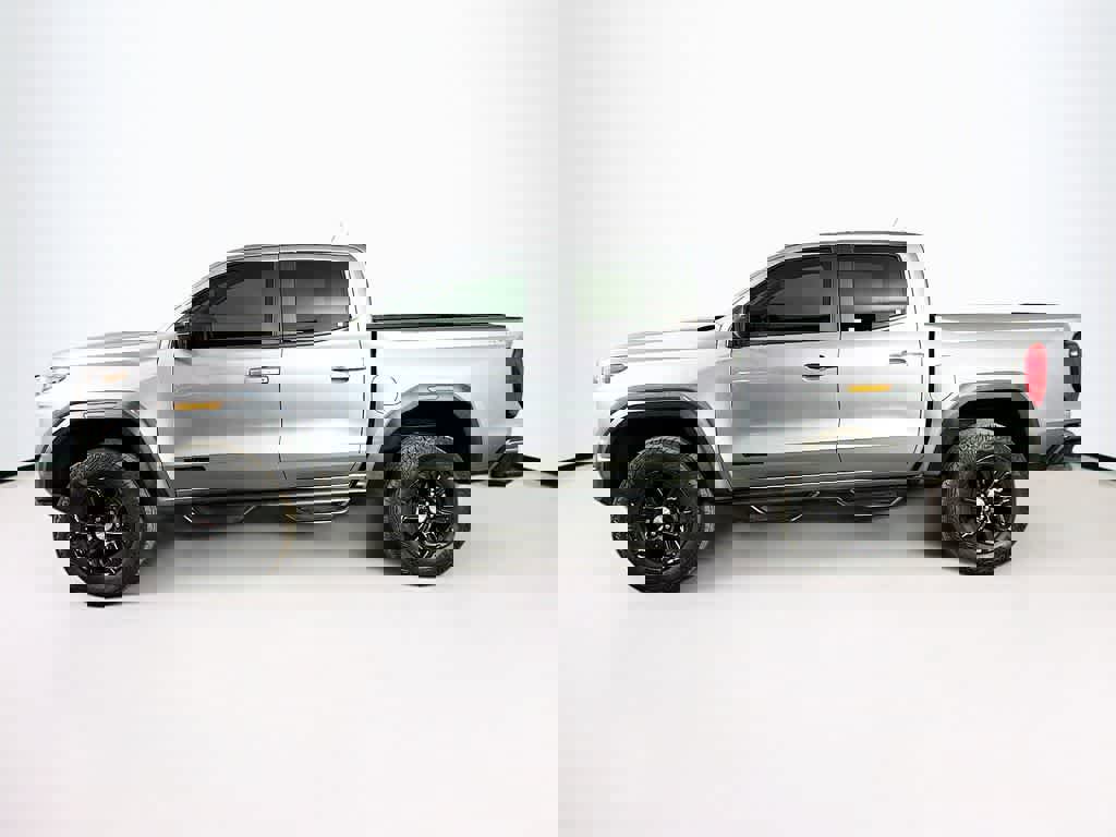 Used 2023 GMC Canyon Elevation w/ LPO, Off Road Lift Package image 3