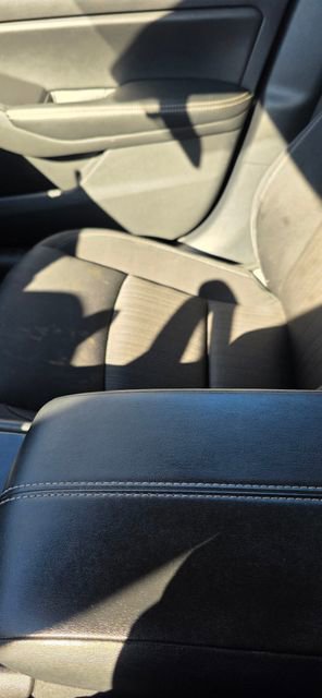 Used 2024 Nissan Altima 2.5 SV image 23