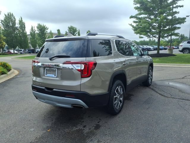 Used 2022 GMC Acadia SLE w/ Driver Convenience Package FWD image 3