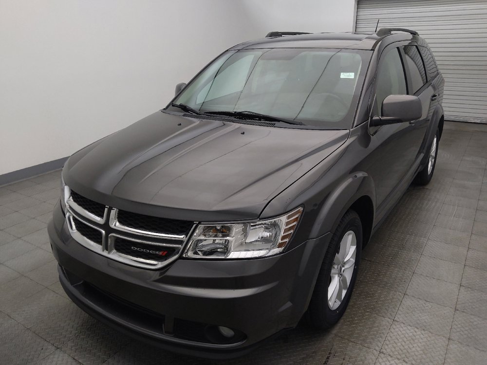 Used 2018 Dodge Journey SXT w/ Connectivity Group FWD image 15