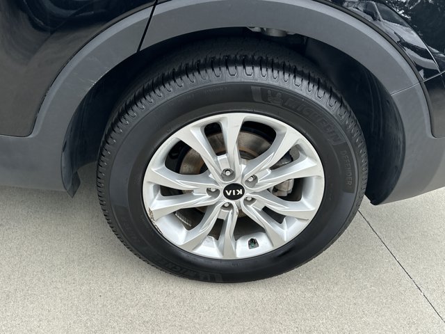 Used 2020 Kia Telluride LX FWD image 25