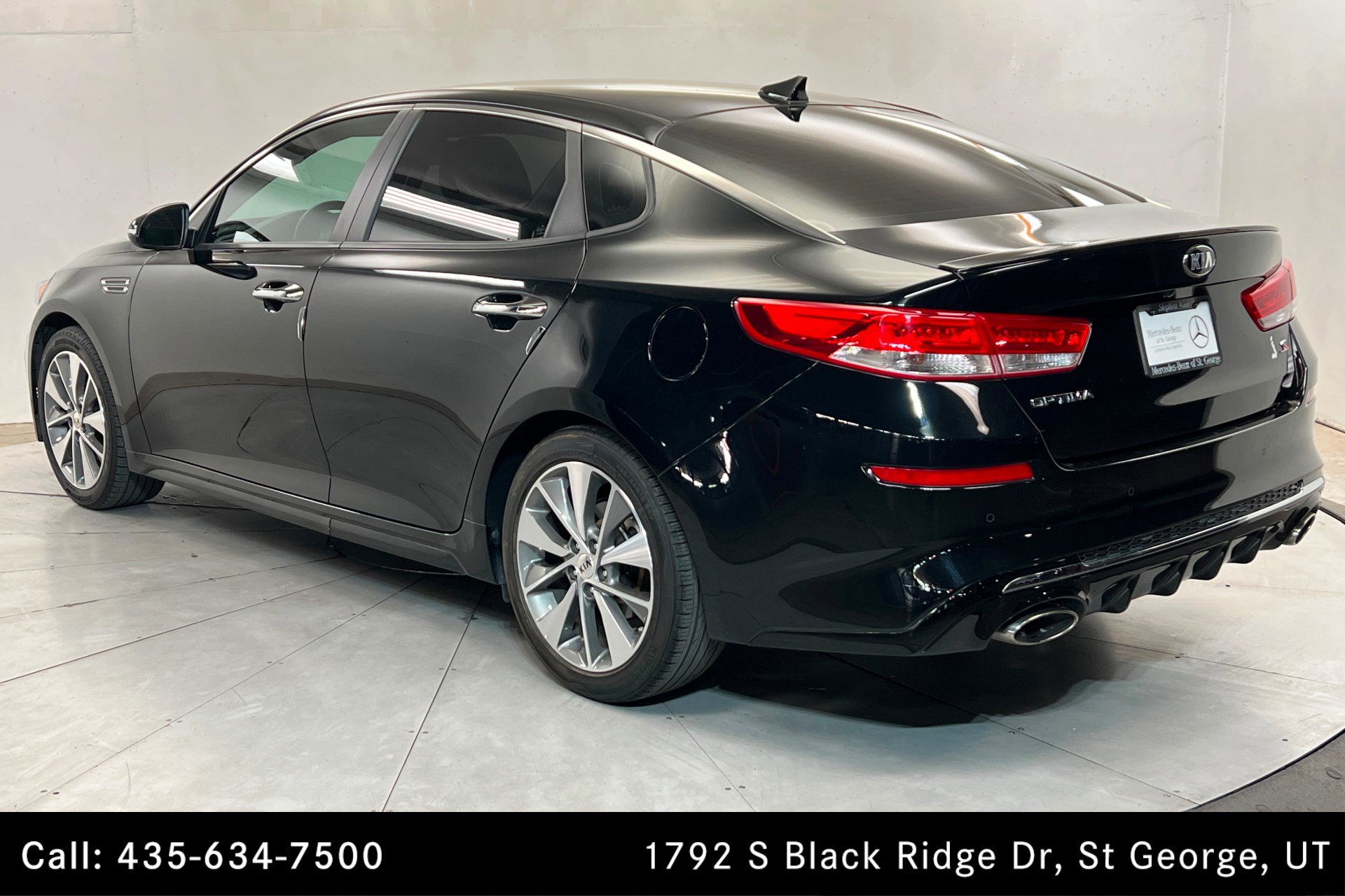 Used 2019 Kia Optima S image 3