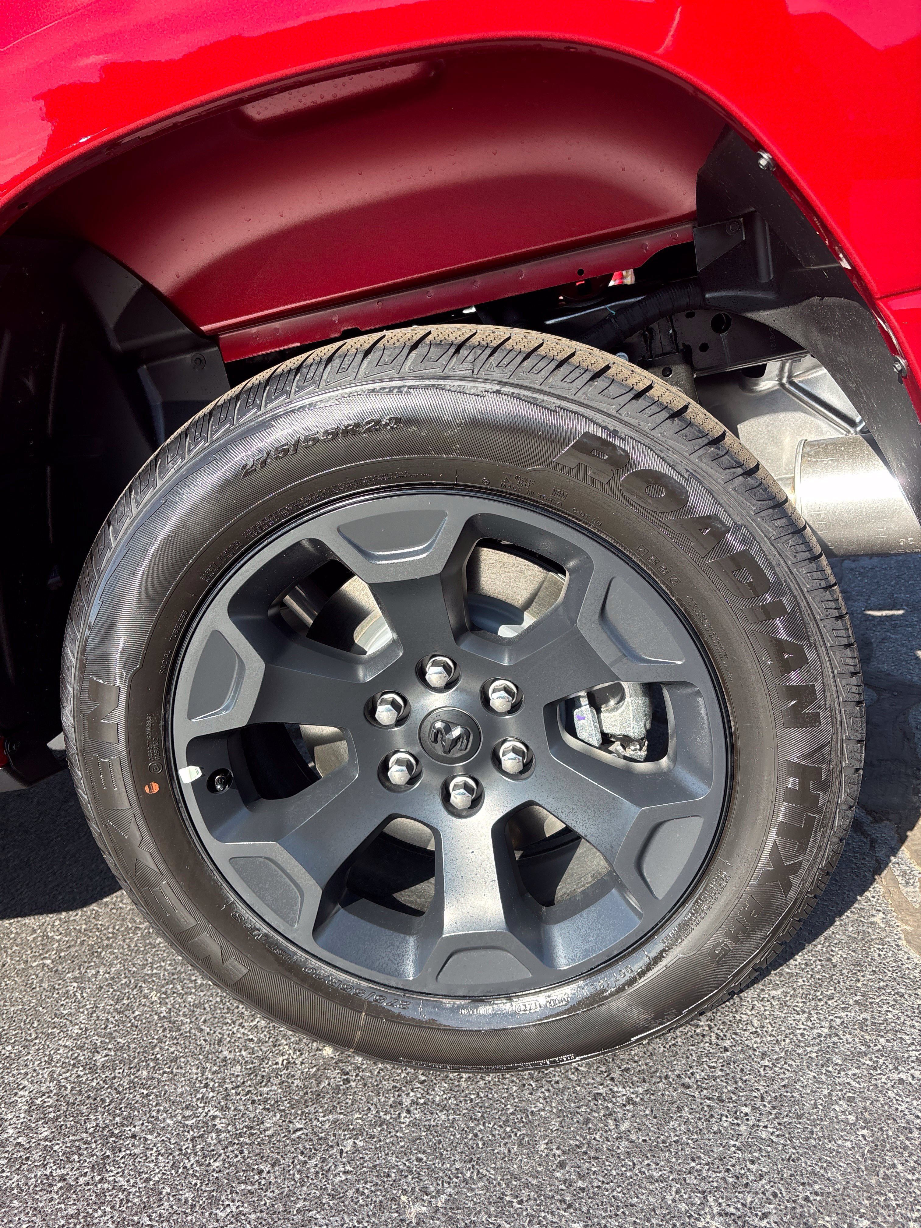 New 2027 RAM 1500 Express AWD/4WD image 7