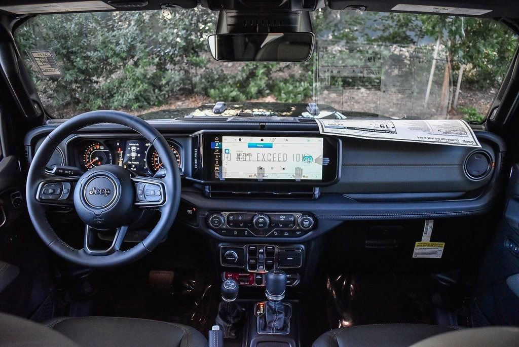 New 2026 Jeep Gladiator Mojave image 12