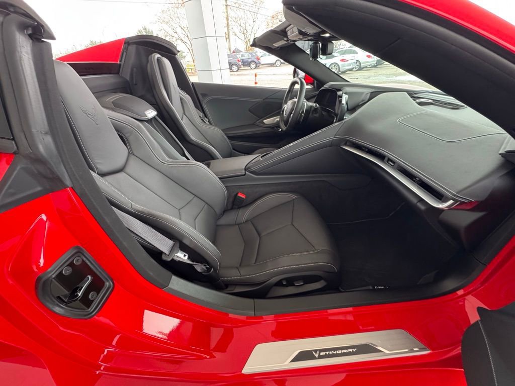 Used 2023 Chevrolet Corvette Stingray Convertible w/ Battery Protection Package image 19