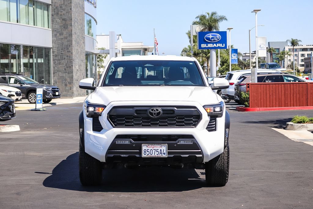 Used 2024 Toyota Tacoma TRD Off-Road w/ TRD Off Road Upgrade Package AWD/4WD image 2