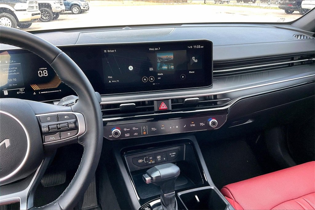 Used 2025 Kia K5 GT-Line w/ GT-Line Premium Package image 9