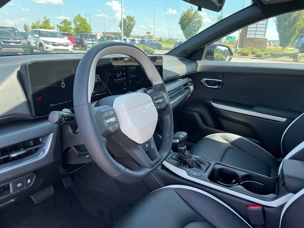 New 2026 Kia K4 EX w/ GT-Line Sunroof Package FWD image 9