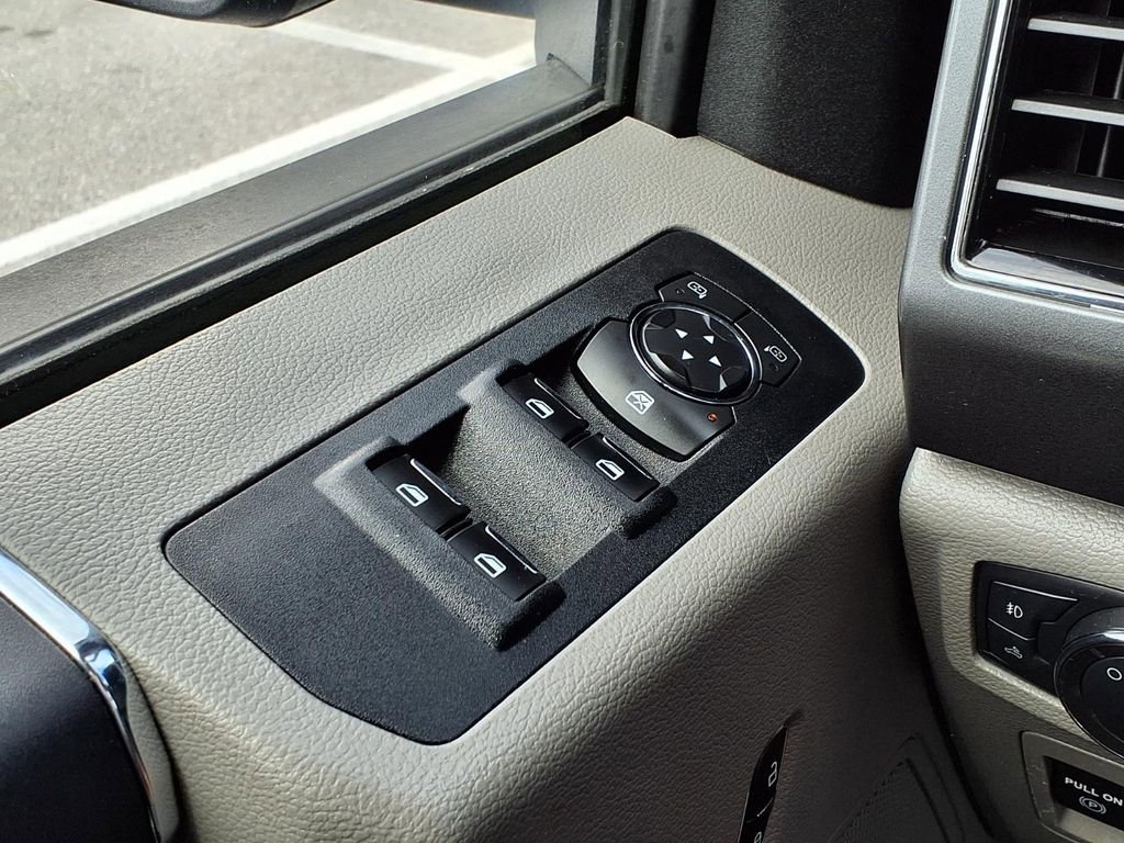 Used 2018 Ford F150 XLT RWD image 35