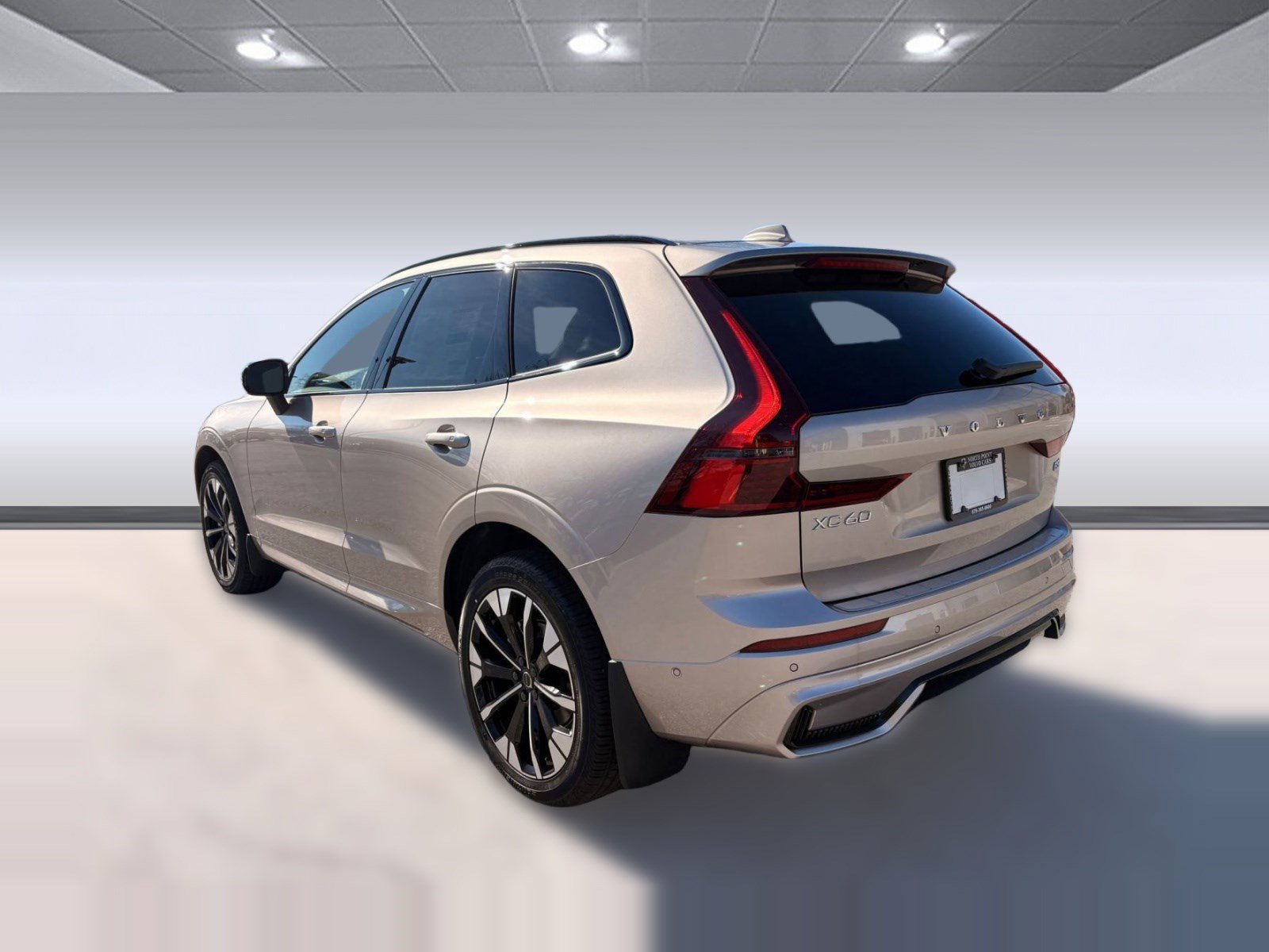 New 2026 Volvo XC60 B5 Plus w/ Climate Package image 3