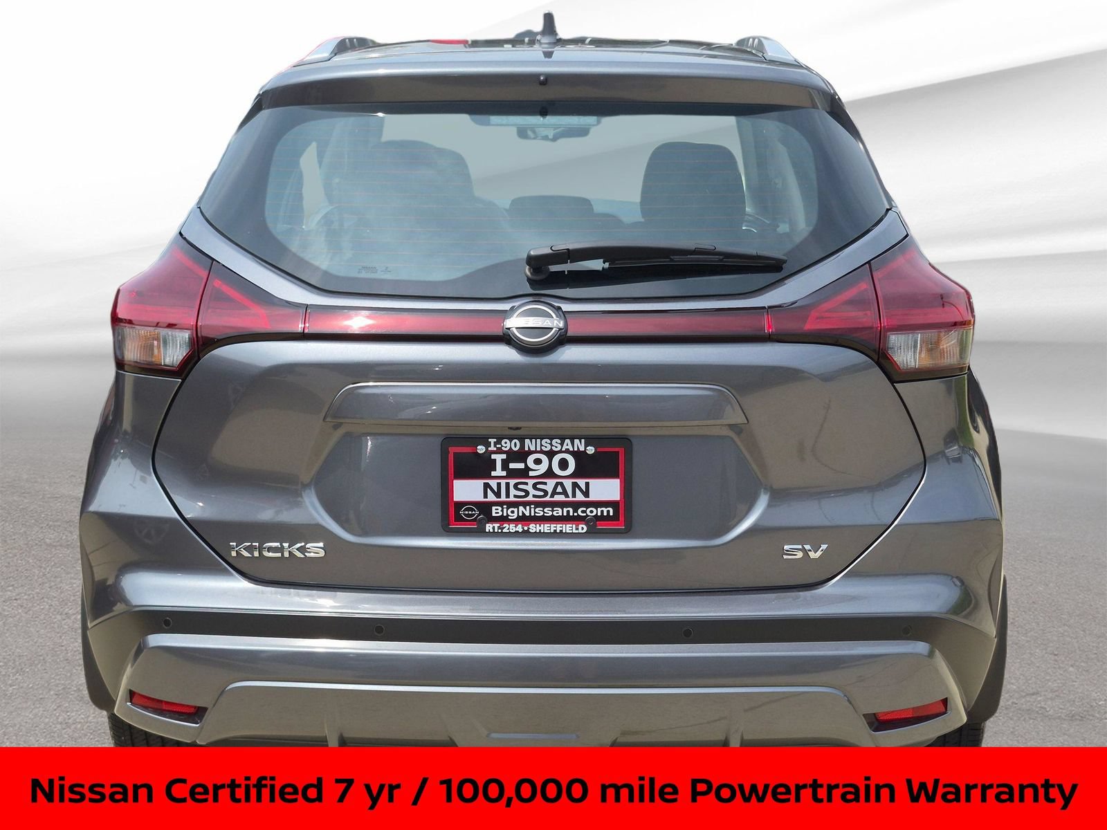 Certified 2022 Nissan Kicks SV FWD image 8