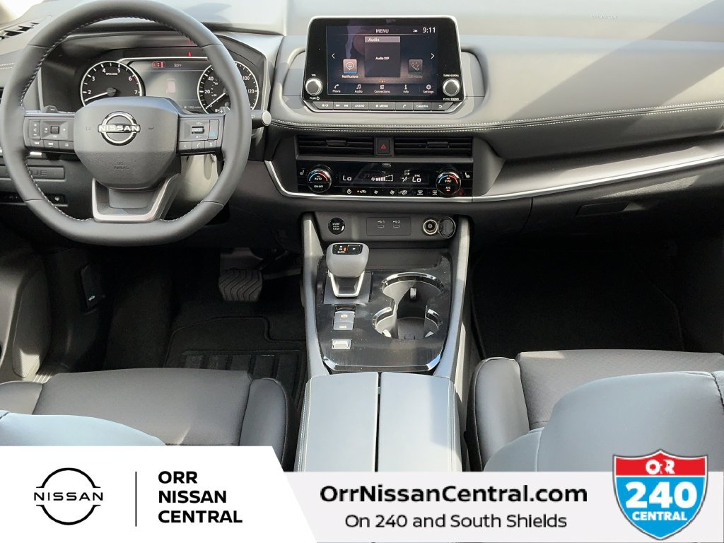 New 2027 Nissan Rogue Dark Armor FWD image 15