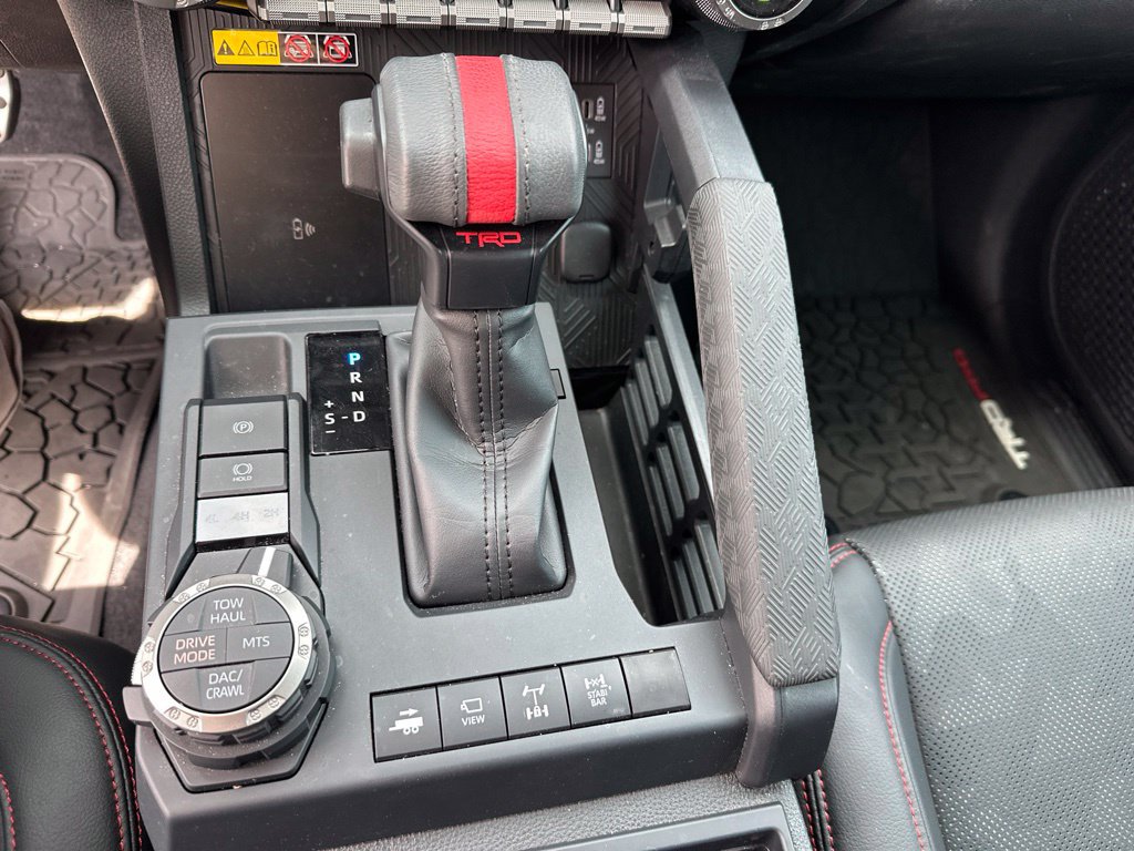Used 2025 Toyota Tacoma TRD Pro AWD/4WD image 17