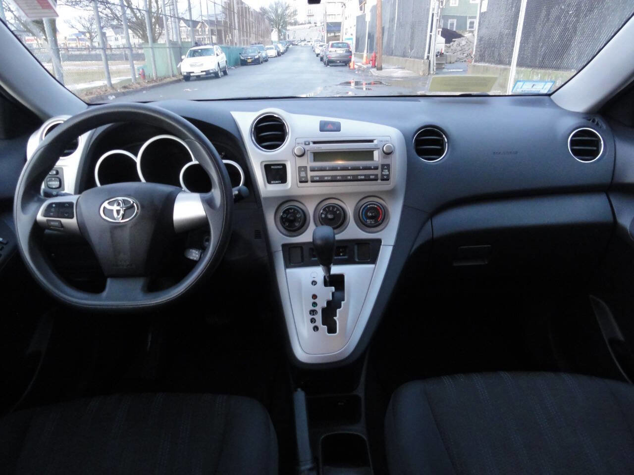 Used 2012 Toyota Matrix L image 25