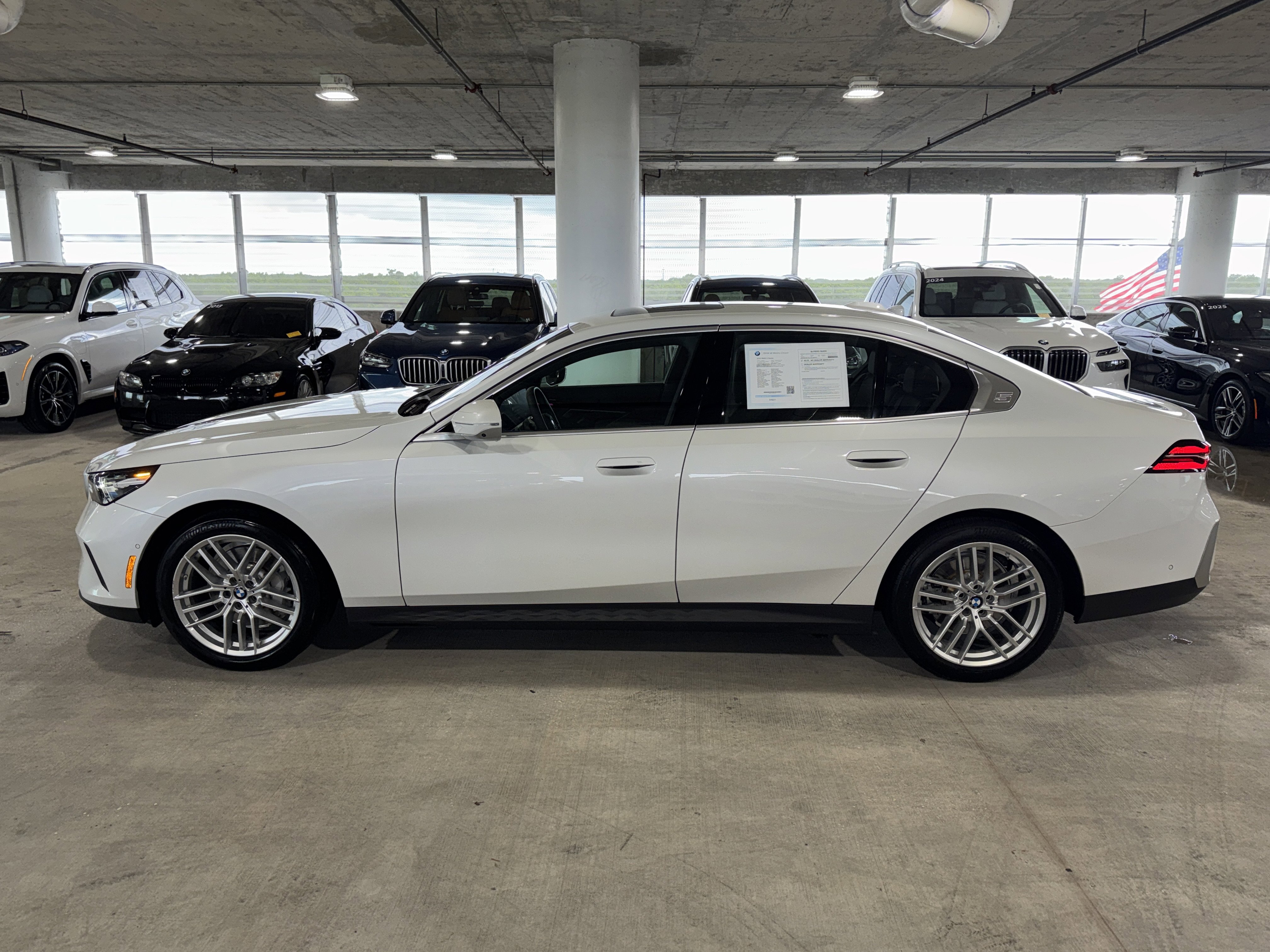 Certified 2025 BMW 530i xDrive w/ Premium Package image 5