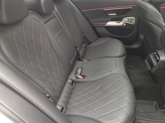 Used 2024 Mercedes-Benz E 350 4MATIC Sedan image 26
