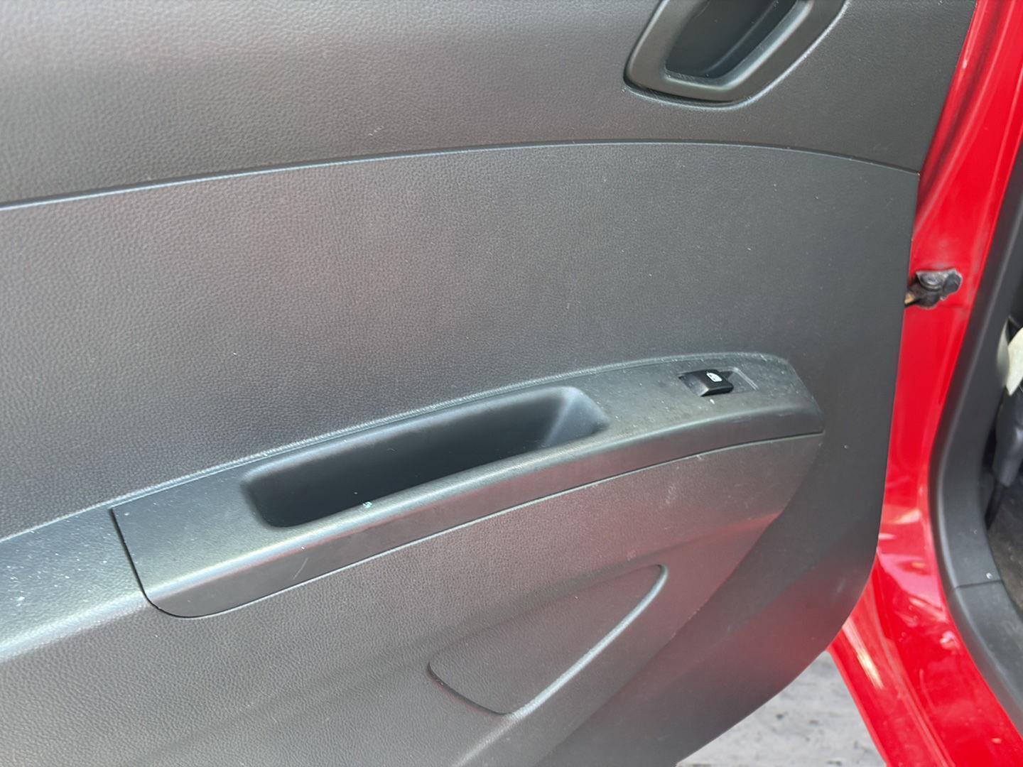 Used 2014 Chevrolet Spark LT FWD image 30