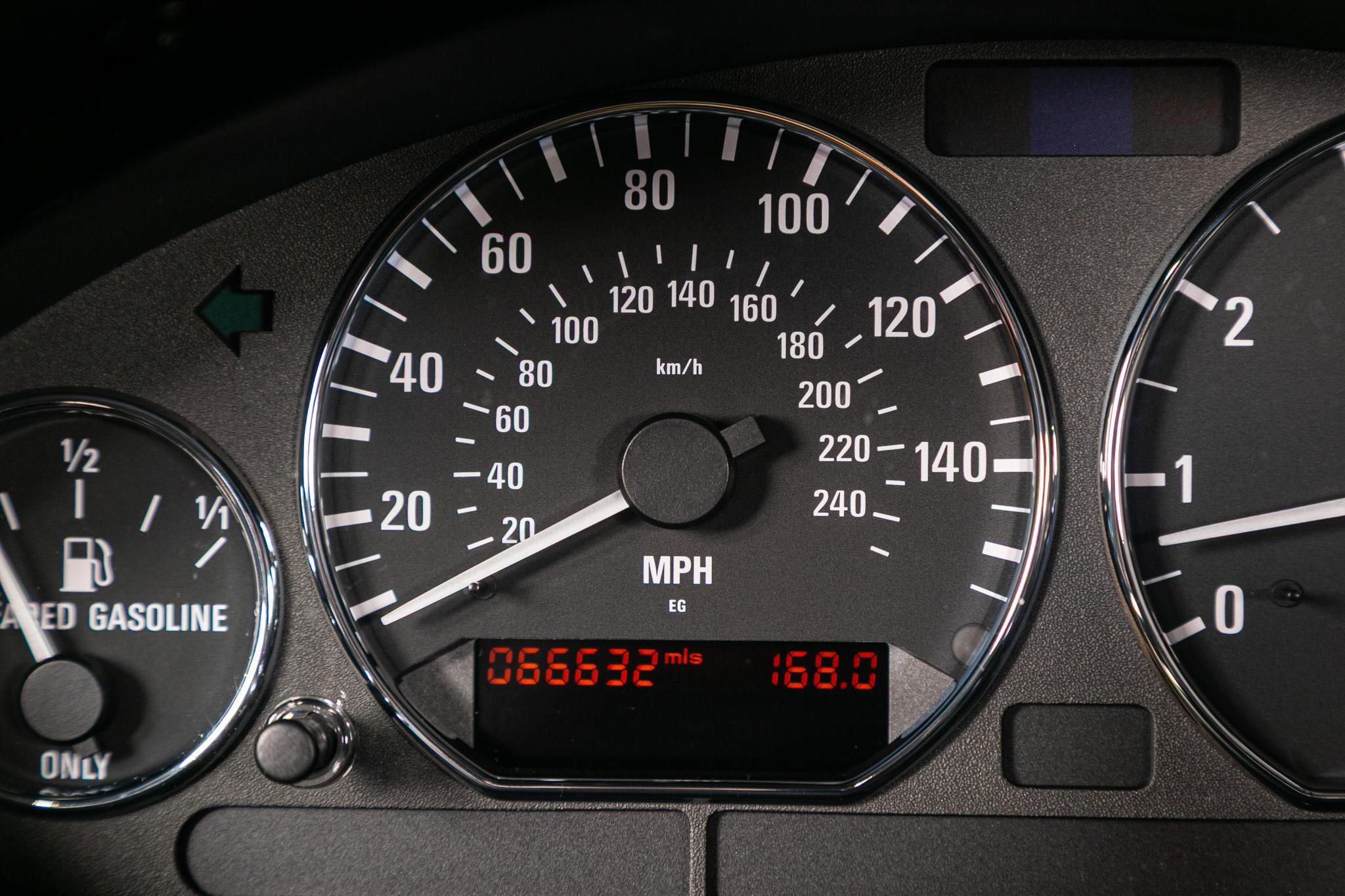 Used 2002 BMW Z3 2.5i RWD image 6