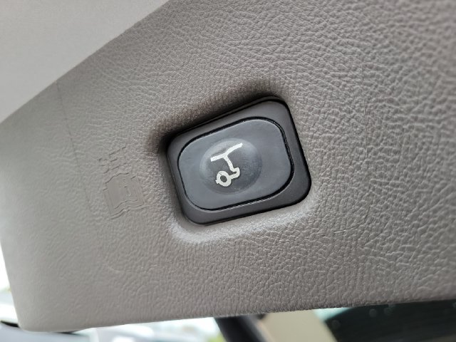 Used 2023 Lincoln Nautilus Reserve FWD image 29