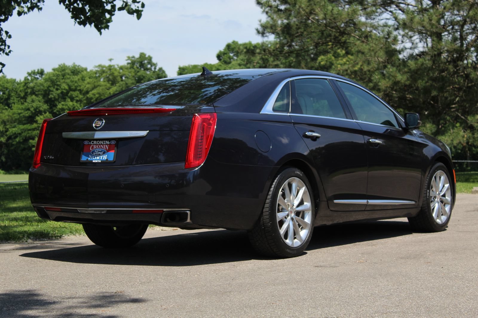 Used 2014 Cadillac XTS Premium AWD/4WD image 7