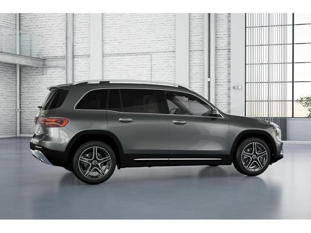 Used 2026 Mercedes-Benz GLB 250 4MATIC image 18