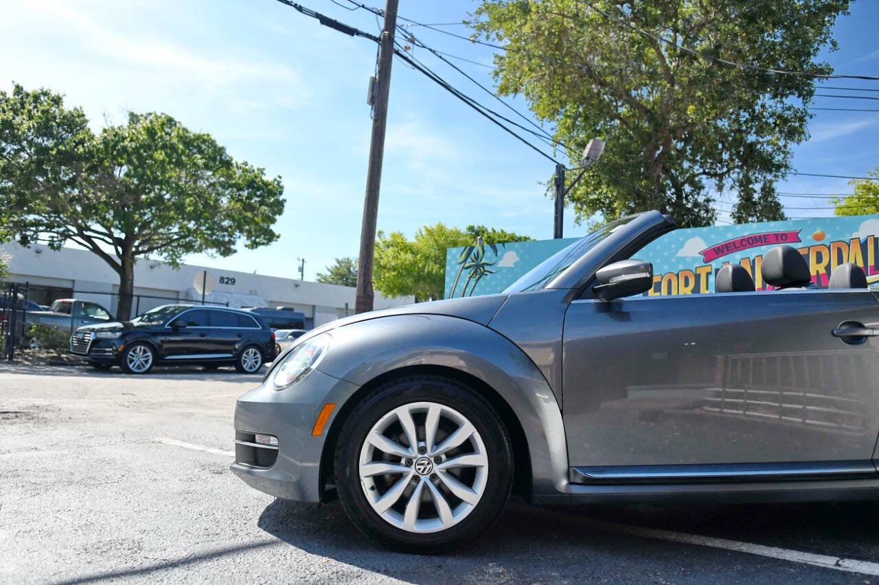 Used 2015 Volkswagen Beetle TDI FWD image 5