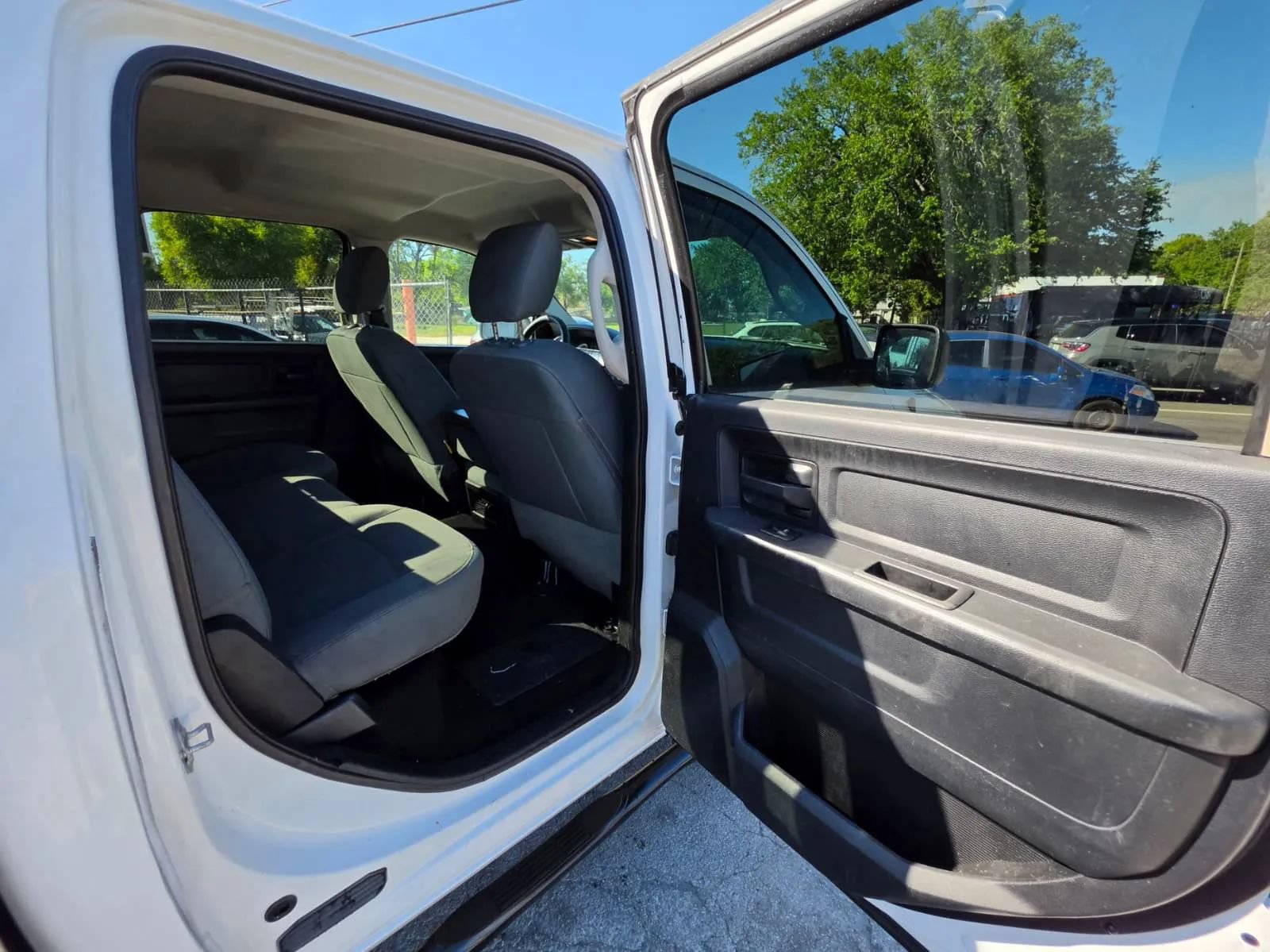 Used 2016 RAM 1500 Tradesman w/ Popular Equipment Group RWD image 17