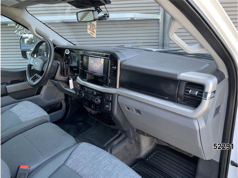 Used 2023 Ford F350 XLT w/ FX4 Off-Road Package image 26