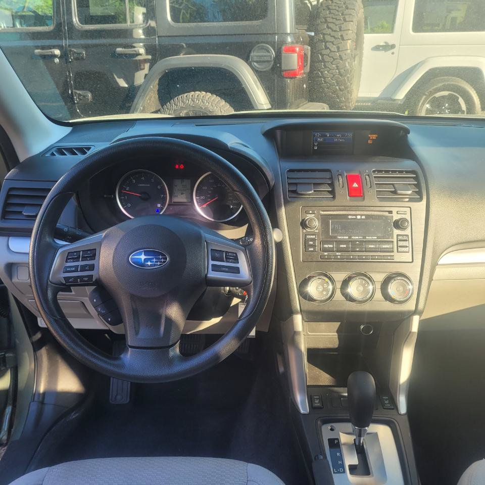Used 2014 Subaru Forester 2.5i Premium w/ All-Weather Package AWD/4WD image 16