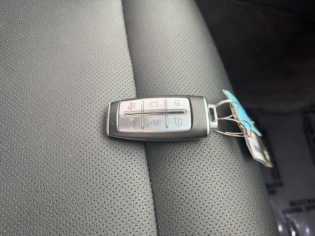 Used 2025 Genesis GV70 2.5T image 28