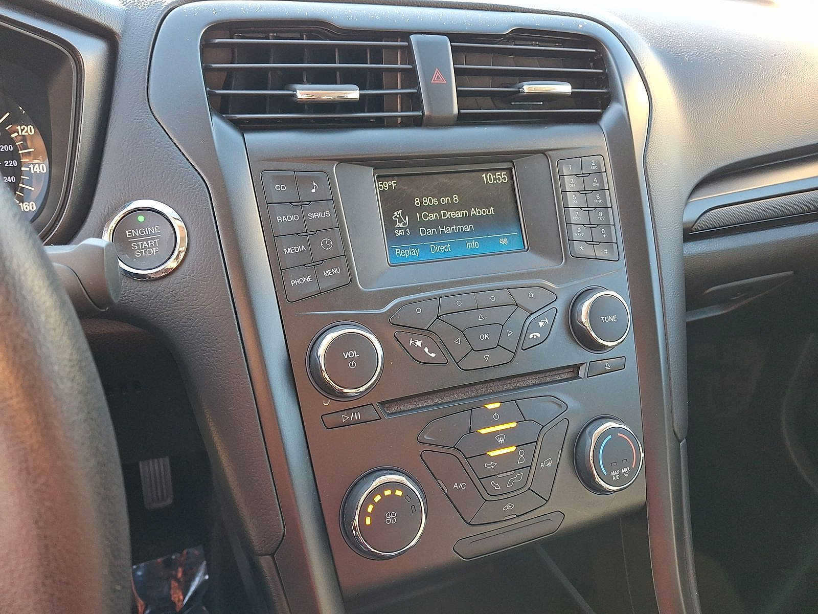 Used 2018 Ford Fusion SE w/ Equipment Group 201A FWD image 20