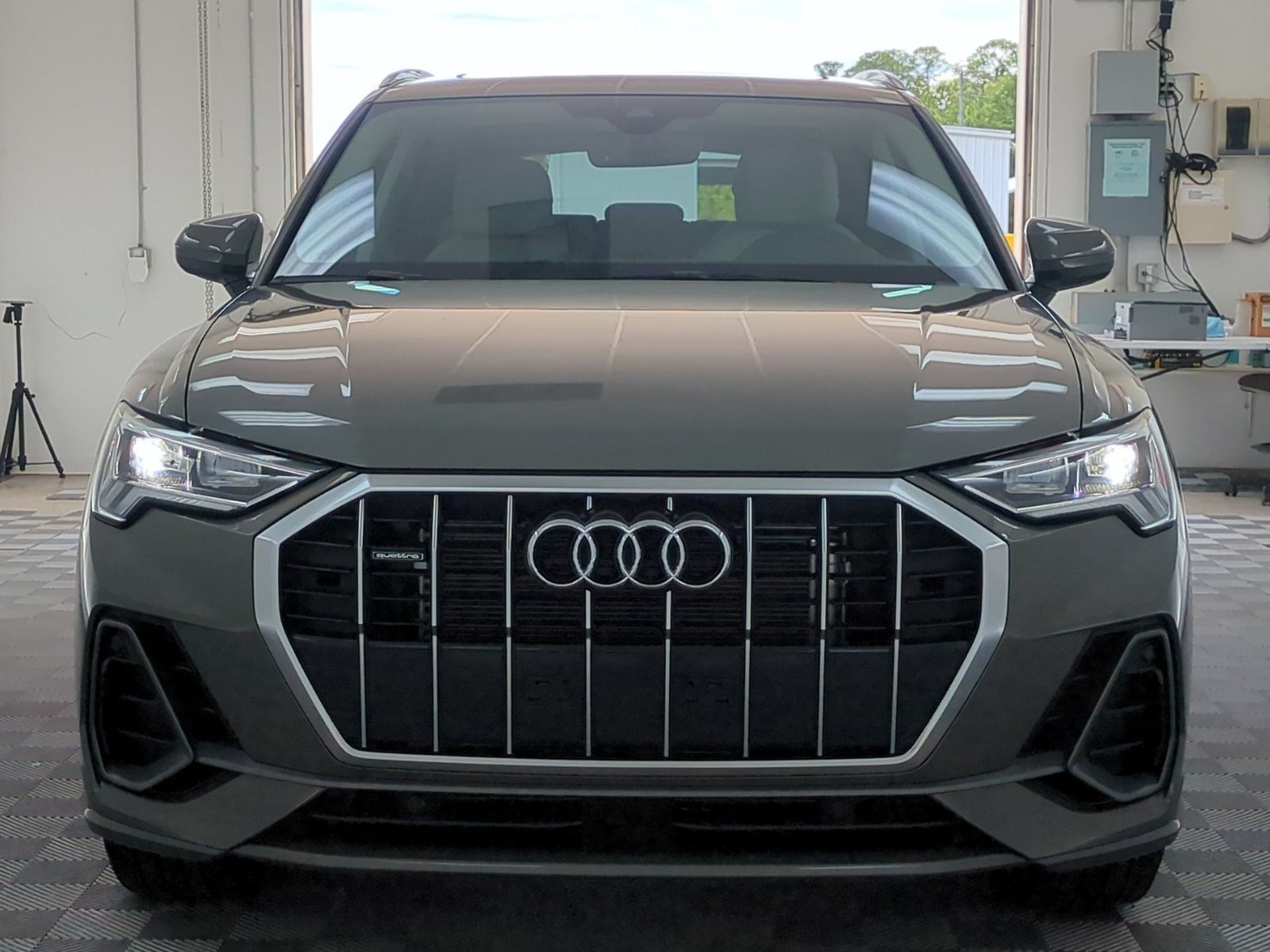 Used 2024 Audi Q3 2.0T Premium AWD/4WD image 6