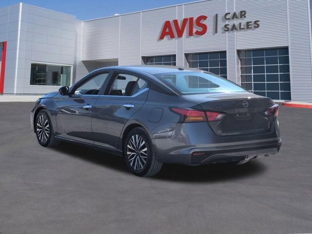 Used 2025 Nissan Altima 2.5 SV FWD image 9