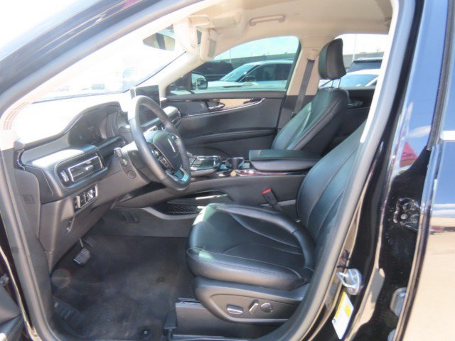 Certified 2023 Lincoln Nautilus AWD w/ Premium Package image 23