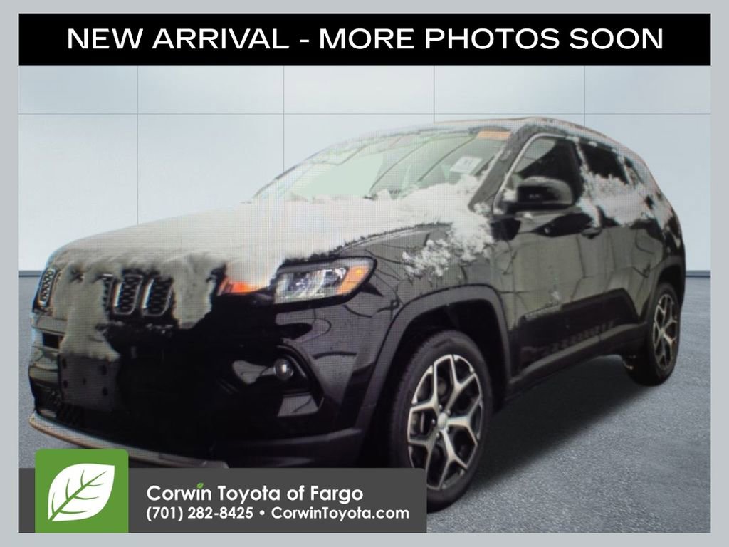 Used 2024 Jeep Compass Limited image 1