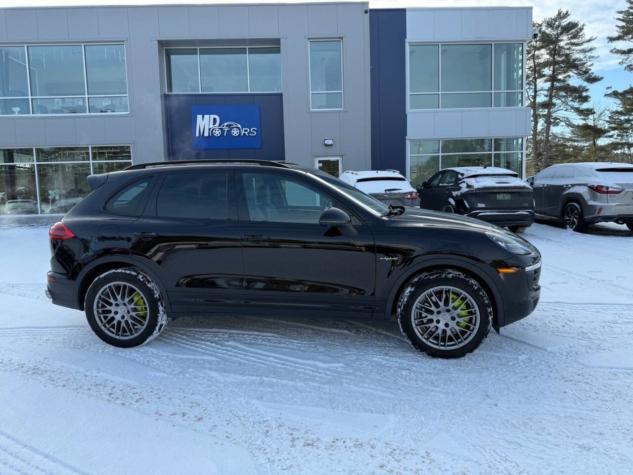Used 2016 Porsche Cayenne S AWD/4WD image 5