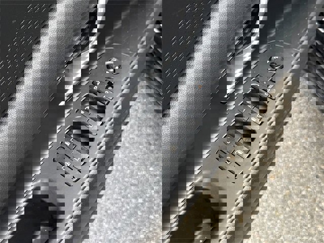 Used 2024 Hyundai Elantra SEL image 29