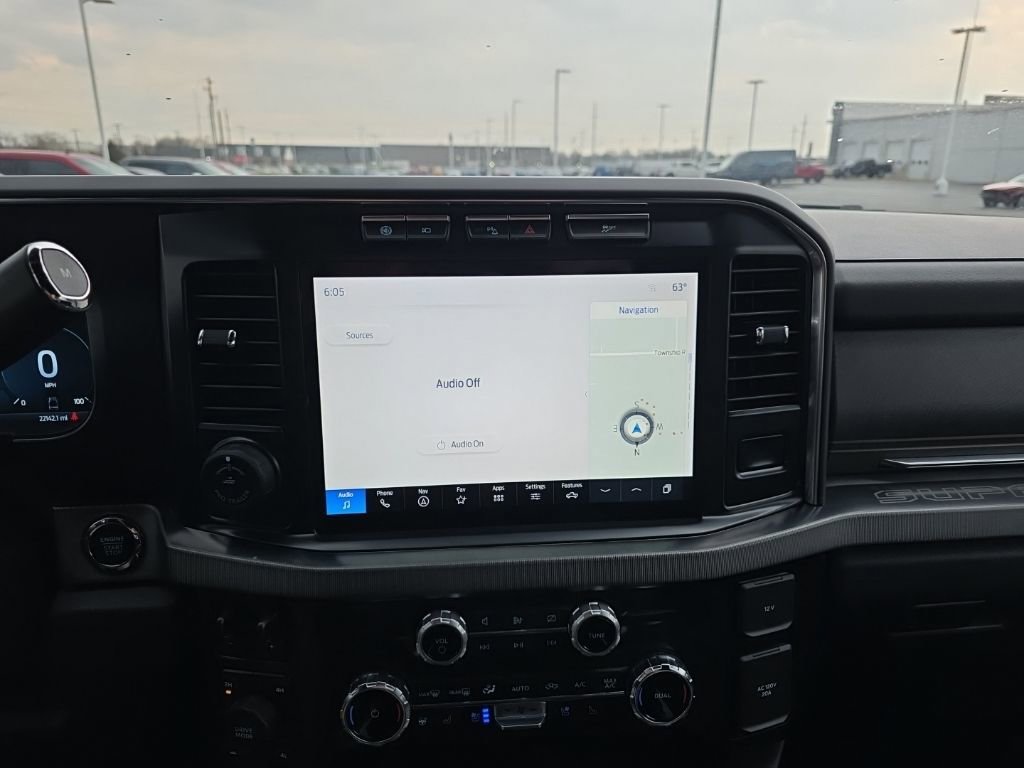 Used 2023 Ford F250 Platinum image 14