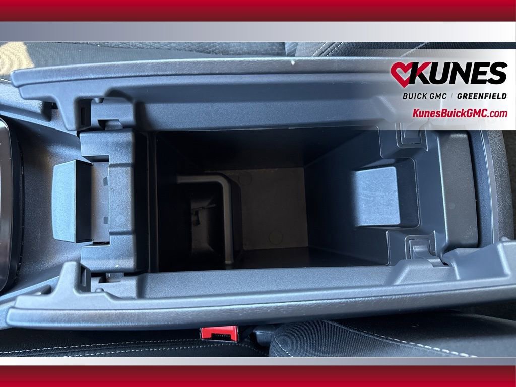Used 2025 Nissan Rogue SV AWD/4WD image 26